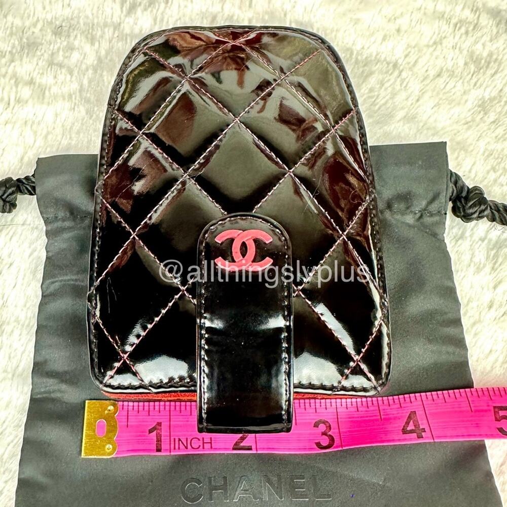 CHANEL card case, ID holder lanyard wristlet in black patent leather. Great GIFT - Picture 11 of 12
